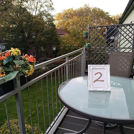 5X Balkon-Apartments Mit Kueche 40-65Qm Ruhrgebietferienwohnung Dobry-Fuchs أوبيرهاوزين المظهر الخارجي الصورة