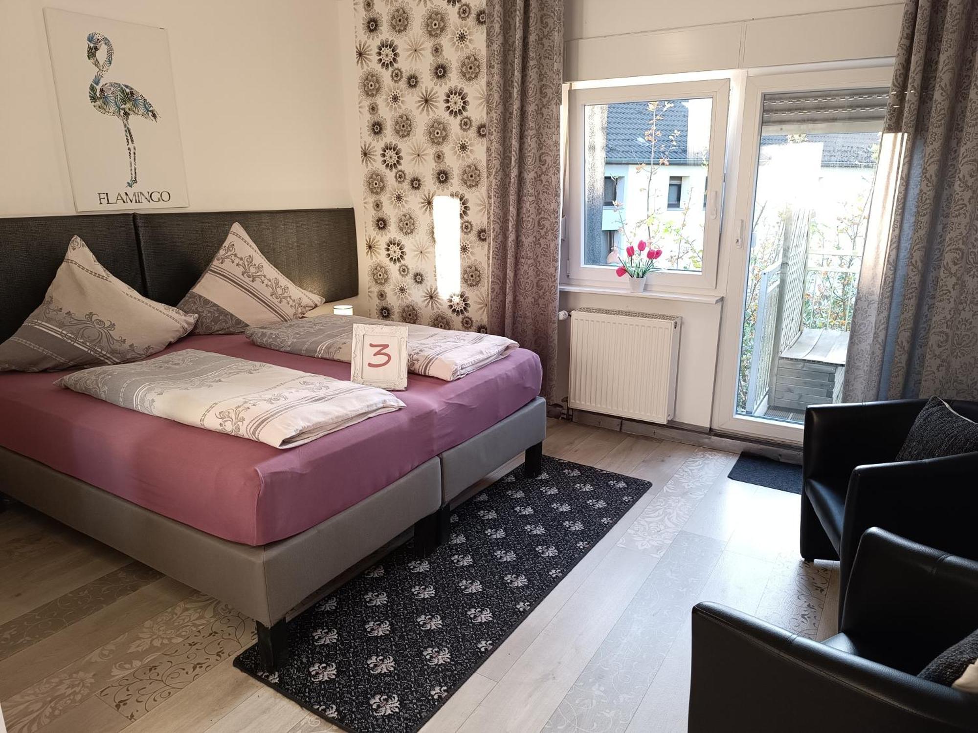 5X Balkon-Apartments Mit Kueche 40-65Qm Ruhrgebietferienwohnung Dobry-Fuchs أوبيرهاوزين المظهر الخارجي الصورة