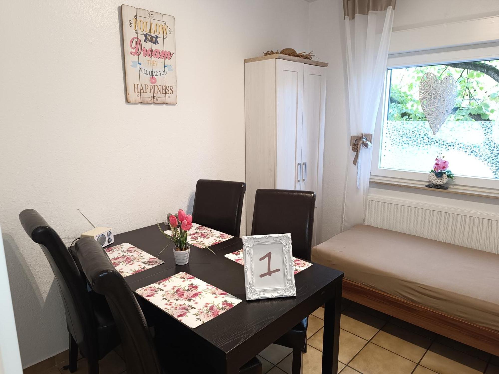 5X Balkon-Apartments Mit Kueche 40-65Qm Ruhrgebietferienwohnung Dobry-Fuchs أوبيرهاوزين المظهر الخارجي الصورة
