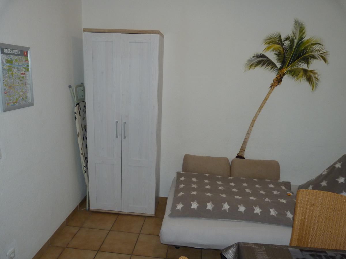 5X Balkon-Apartments Mit Kueche 40-65Qm Ruhrgebietferienwohnung Dobry-Fuchs أوبيرهاوزين المظهر الخارجي الصورة